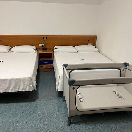 Residencia Mediterraneo 圣维森特德尔拉斯佩奇 外观 照片